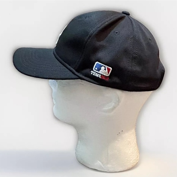 Chicago White Sox YOUTH hat Cap Strap Back One Size Black MLB OC Sports - Picture 2 of 5